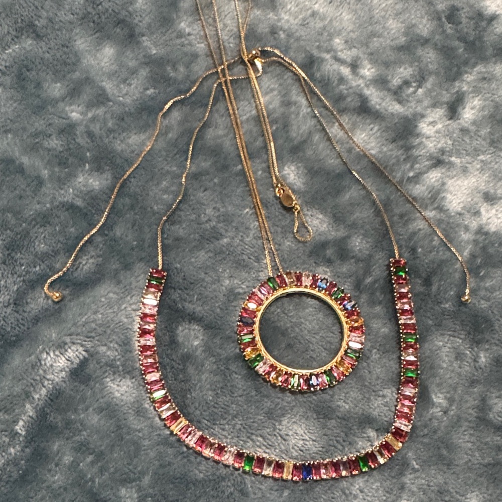 Elegant Multicolor Necklace and Pendant Set